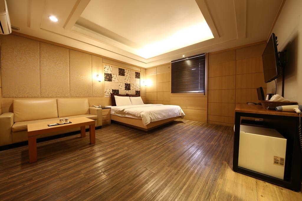 Hotel Valentine Seoul Zimmer foto