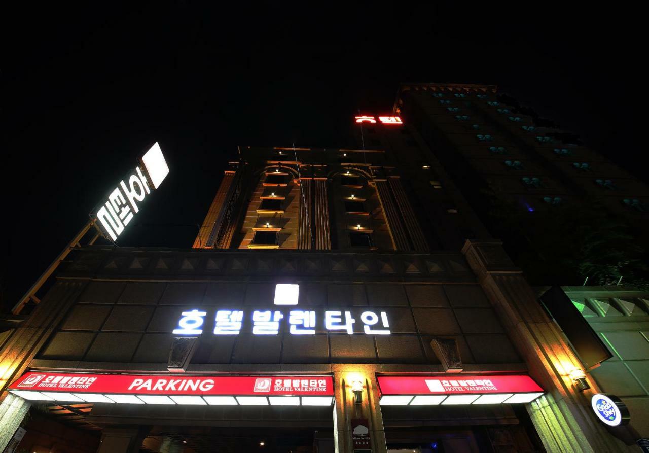Hotel Valentine Seoul Exterior foto